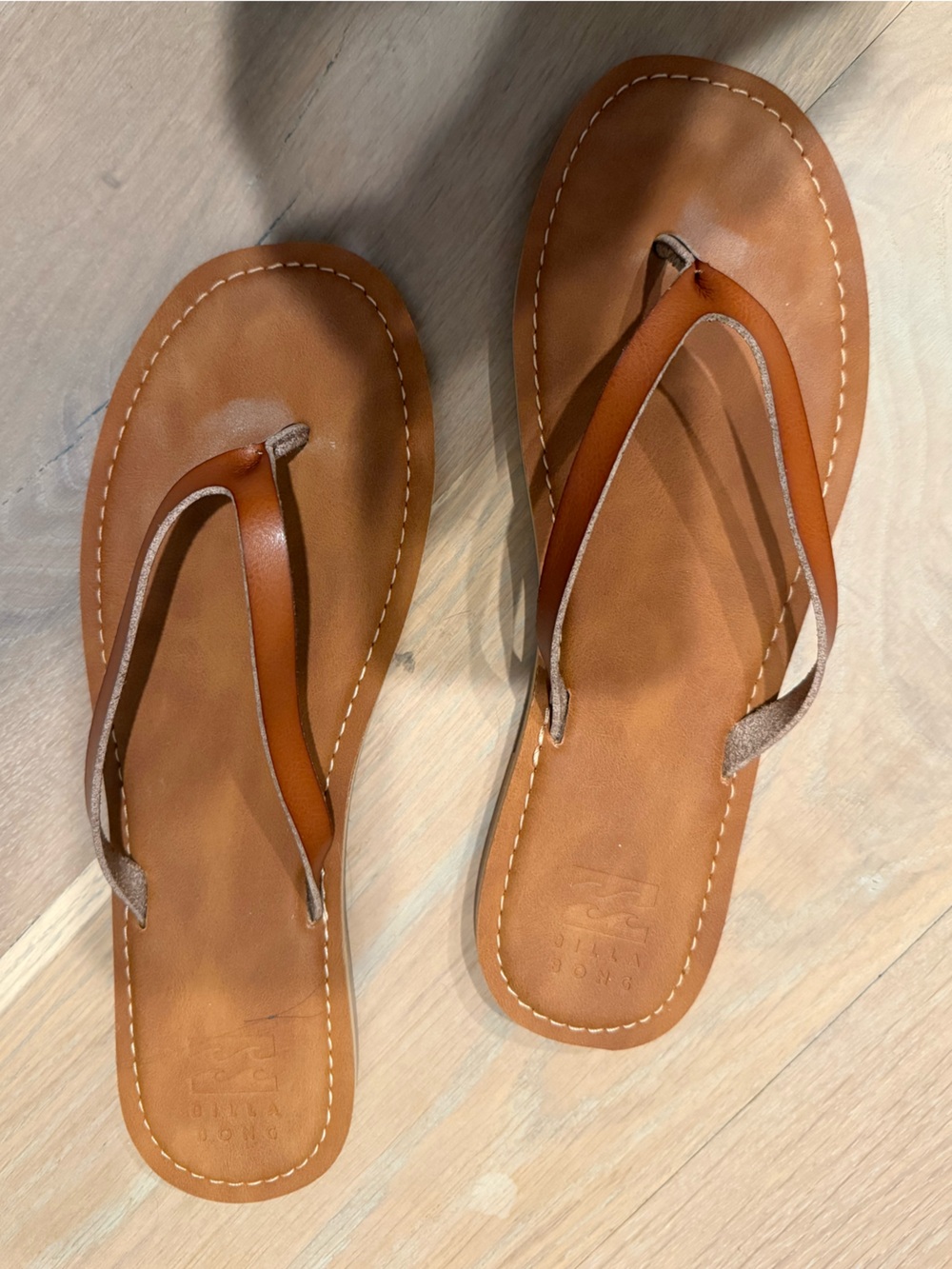 Billabong Leather Flip Flop Sandals - Tan
